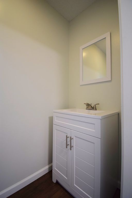 Image 31 of property listing at 1024 Mulligan Drive 1024, Mt Vernon, IL 62864