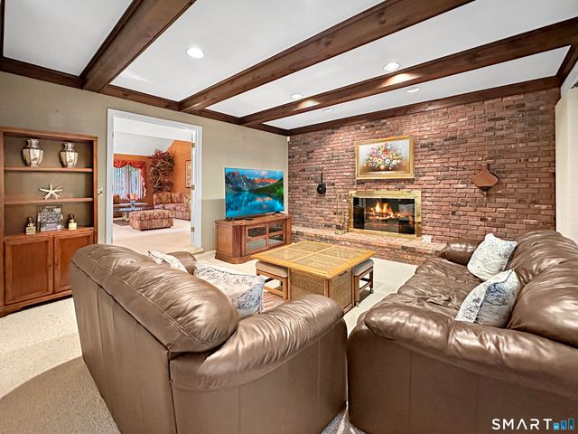 320 Summer Hill Road, Madison, CT 06443