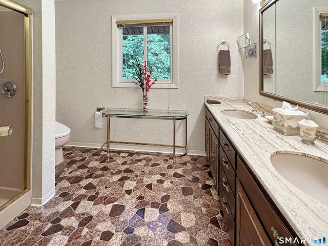 320 Summer Hill Road, Madison, CT 06443