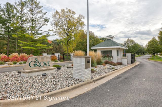 33 W Grove Court, Freeland, MI 48623