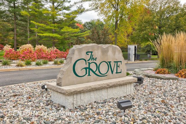 33 W Grove Court, Freeland, MI 48623