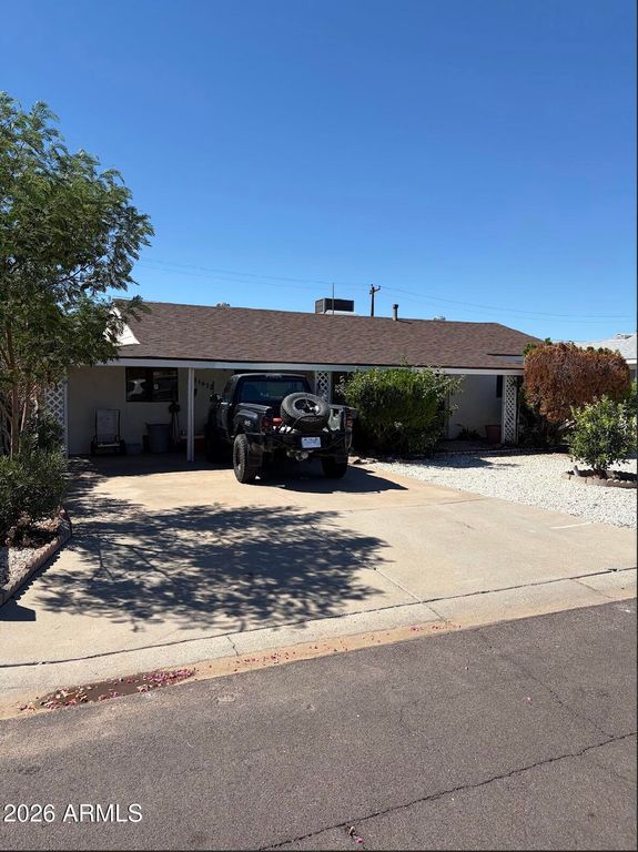 11822 N 112TH Drive, Youngtown, AZ 85363 — exterior