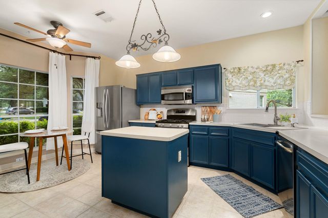 9014 Brimstone LN, Austin, TX 78717