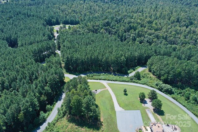 335 Table Rock Trace NW 154, Valdese, NC 28690