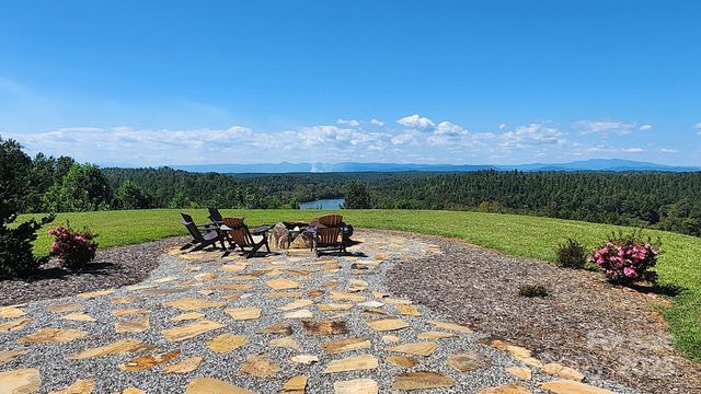 335 Table Rock Trace NW 154, Valdese, NC 28690