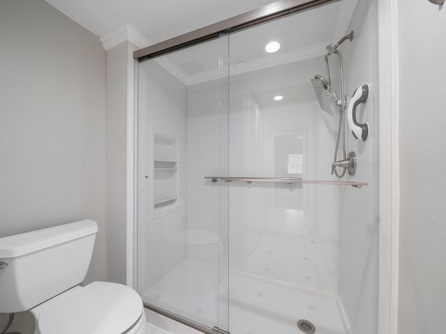 656 S Ripple Creek Drive 656, Houston, TX 77057