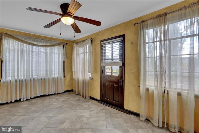 320 S BAUMSTOWN RD, Birdsboro, PA 19508