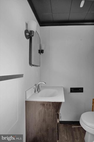 320 S BAUMSTOWN RD, Birdsboro, PA 19508