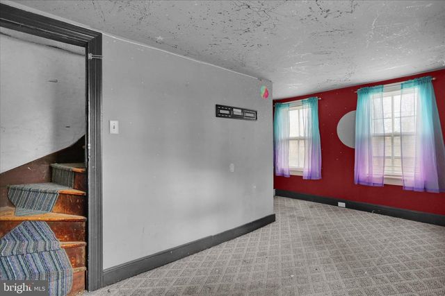 320 S BAUMSTOWN RD, Birdsboro, PA 19508