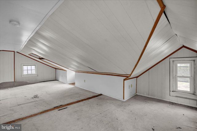 320 S BAUMSTOWN RD, Birdsboro, PA 19508