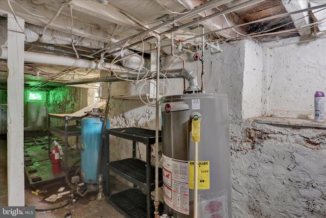 320 S BAUMSTOWN RD, Birdsboro, PA 19508