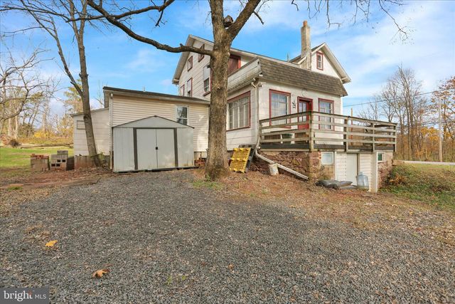320 S BAUMSTOWN RD, Birdsboro, PA 19508