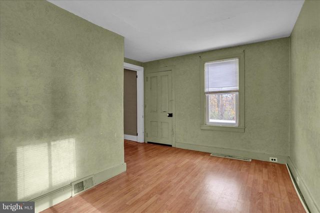 320 S BAUMSTOWN RD, Birdsboro, PA 19508