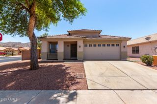 921 E BETH Drive, Phoenix, AZ 85042