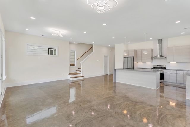 2430 Batavia St, Nashville, TN 37208