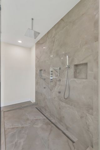 2430 Batavia St, Nashville, TN 37208