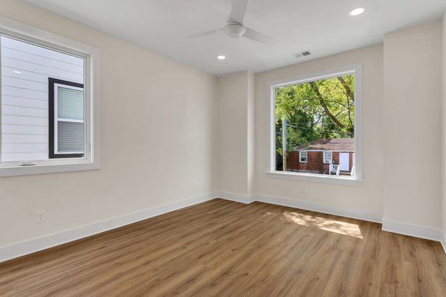 2430 Batavia St, Nashville, TN 37208