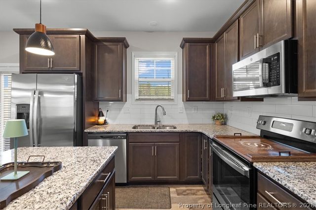 321 Glee Street, Hope Mills, NC 28348