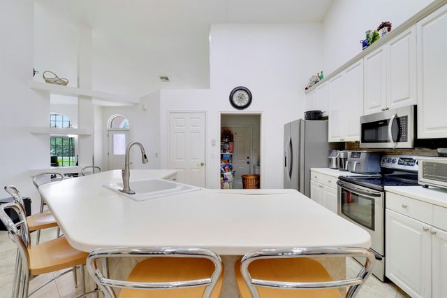 12441 89th Place N, The Acreage, FL 33412