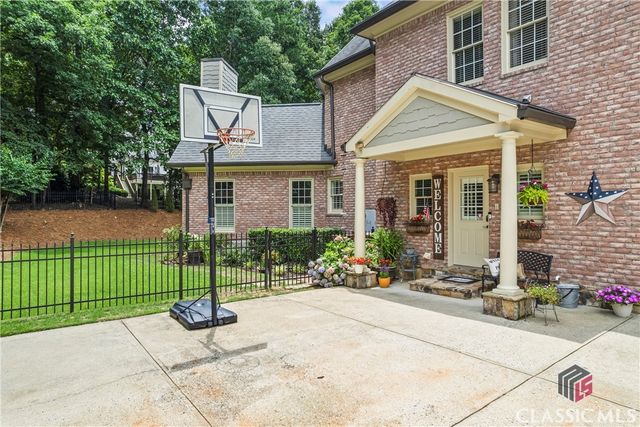 2505 Shumard Oak Drive, Braselton, GA 30517
