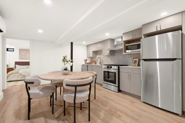 94 HAWTHORNE Street, New York City, NY 11225