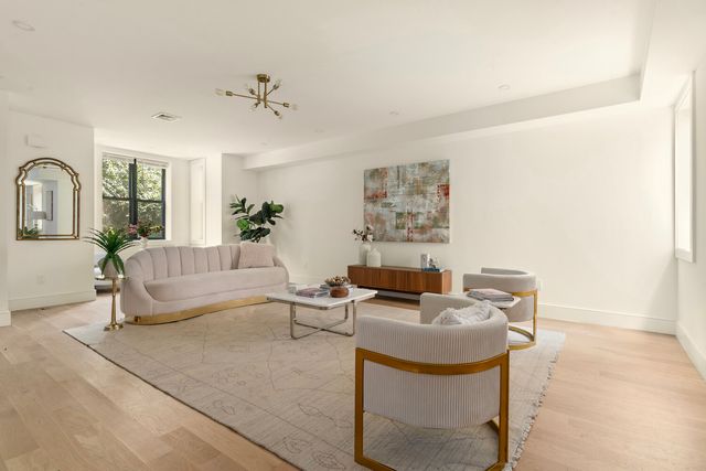 94 HAWTHORNE Street, New York City, NY 11225