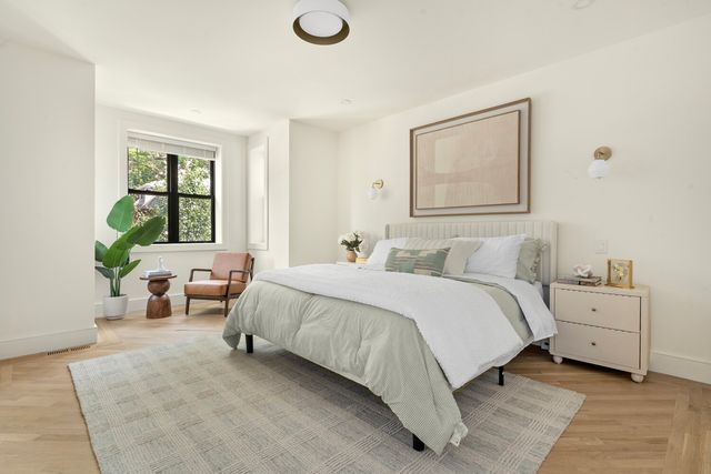 94 HAWTHORNE Street, New York City, NY 11225