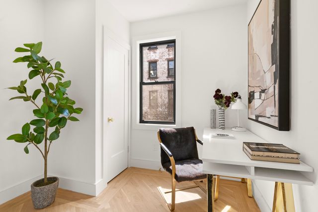 94 HAWTHORNE Street, New York City, NY 11225