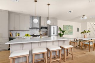 94 HAWTHORNE Street, New York City, NY 11225