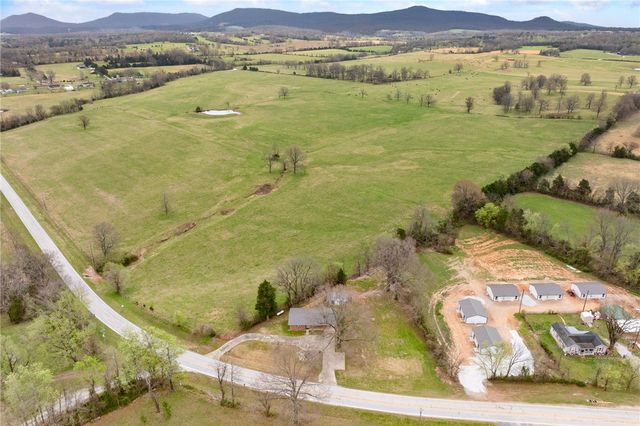 392 E 206 Highway, Harrison, AR 72601