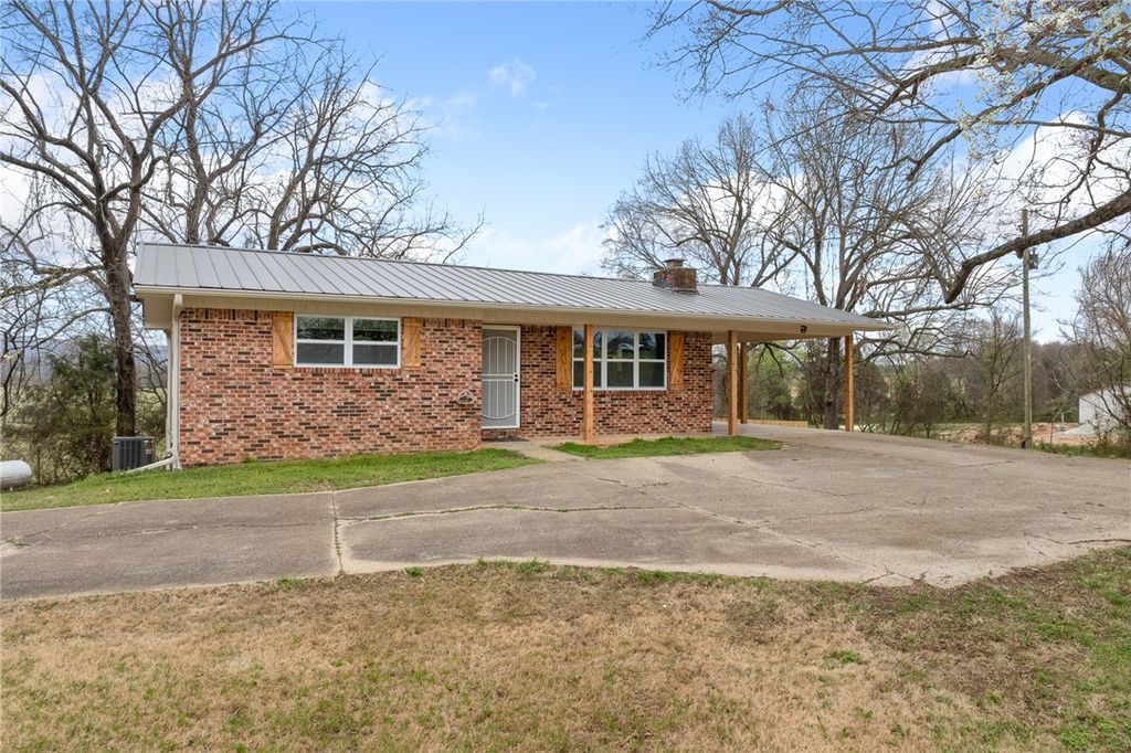 392 E 206 Highway, Harrison, AR 72601
