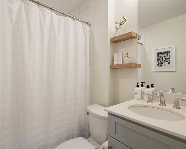 58 Maxwell Ave, St Simons Island, GA 31522