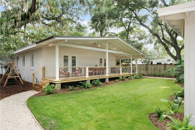 58 Maxwell Ave, St Simons Island, GA 31522