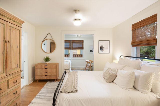 58 Maxwell Ave, St Simons Island, GA 31522