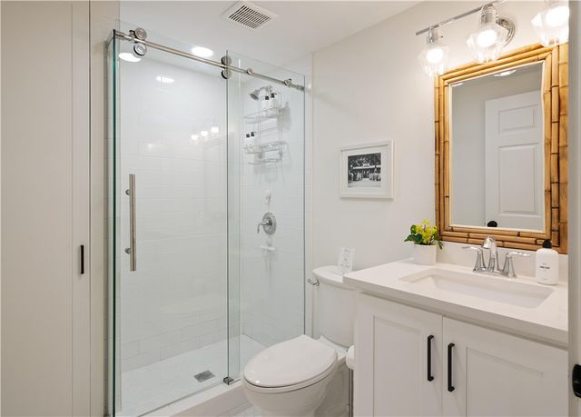 58 Maxwell Ave, St Simons Island, GA 31522