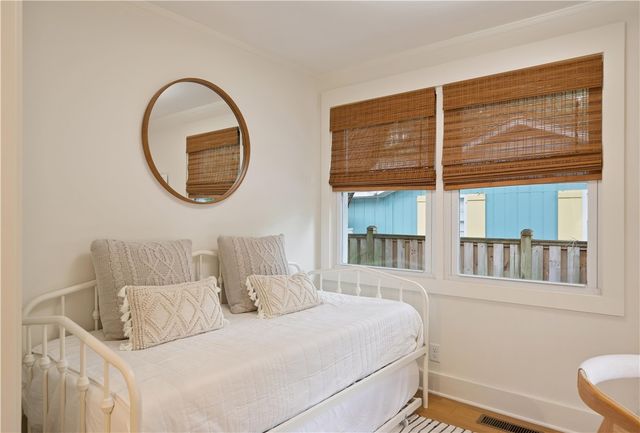 58 Maxwell Ave, St Simons Island, GA 31522