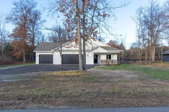 4638 Cedar Scenic Road, Baxter, MN 56425