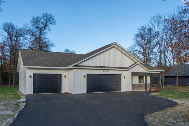 4638 Cedar Scenic Road, Baxter, MN 56425