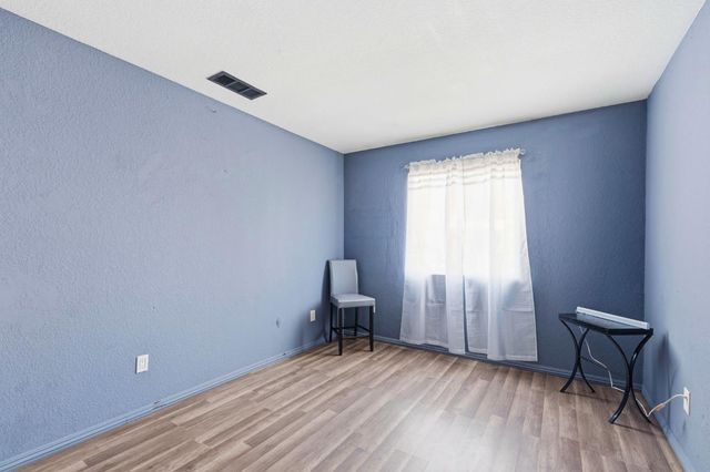 1809 Taos Ct, Modesto, CA 95351