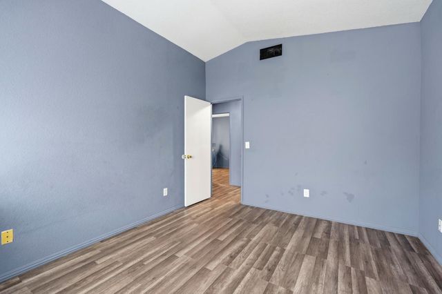 1809 Taos Ct, Modesto, CA 95351