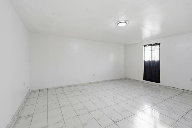 1809 Taos Ct, Modesto, CA 95351