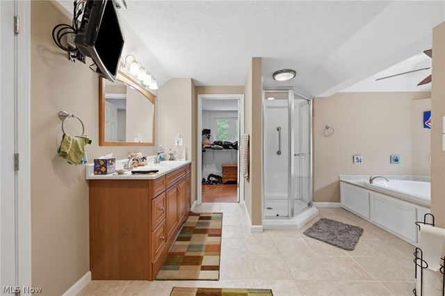 6975 Columbia Road, Olmsted Falls, OH 44138