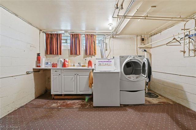 6975 Columbia Road, Olmsted Falls, OH 44138