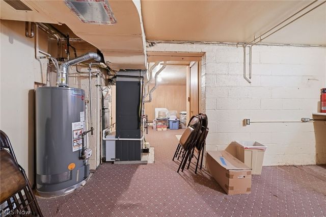 6975 Columbia Road, Olmsted Falls, OH 44138