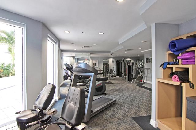 255 Evernia Street 1004, West Palm Beach, FL 33401