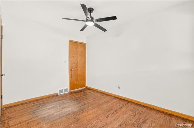 11802 Columbia, Redford Charter Township, MI 48239