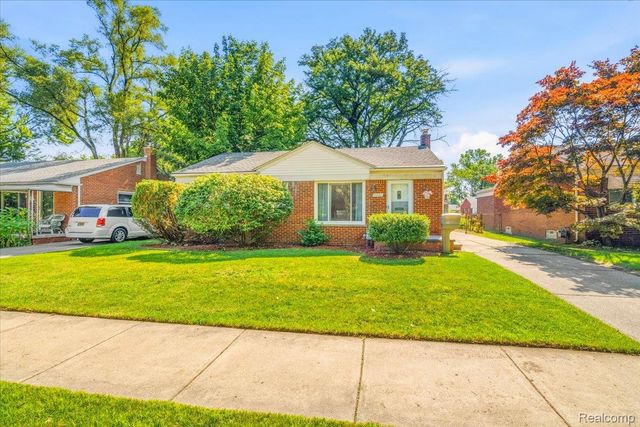 11802 Columbia, Redford Charter Township, MI 48239