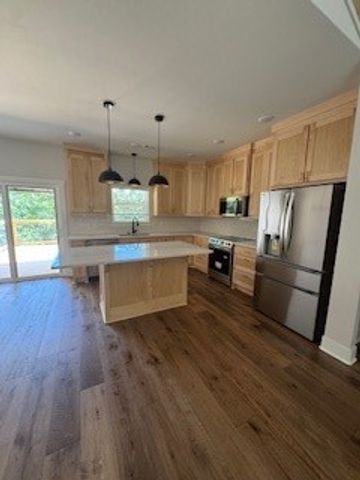 33 Hartlepool Drive, Bella Vista, AR 72715