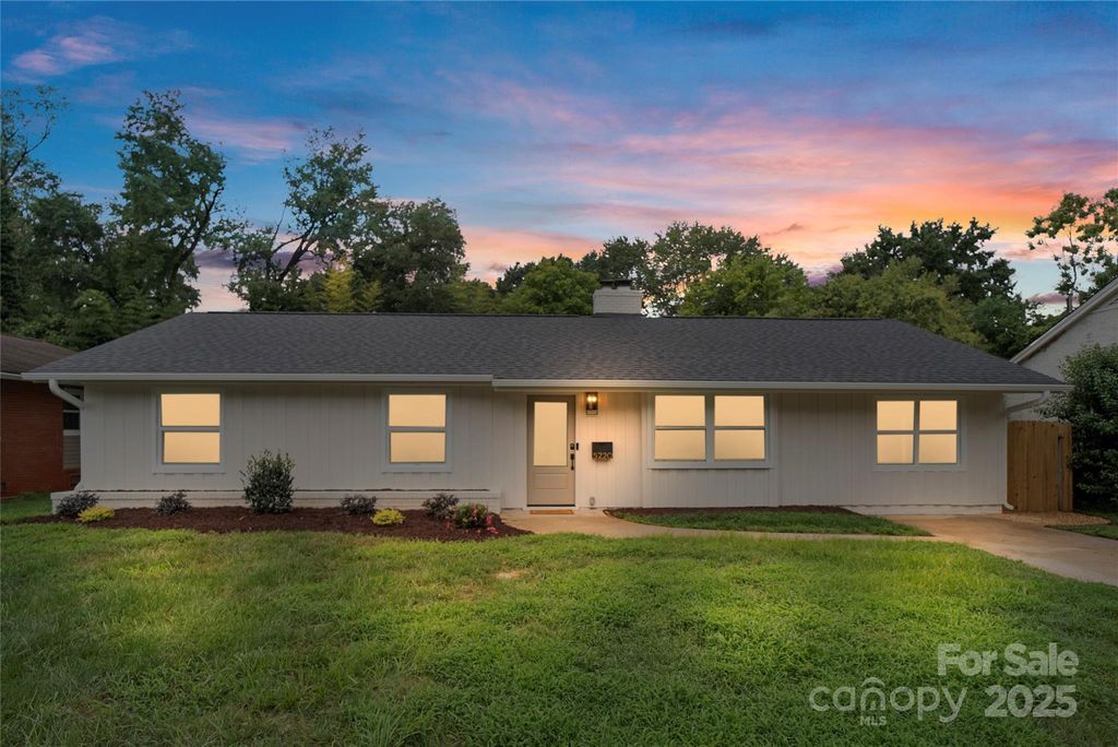 5220 Seacroft Road, Charlotte, NC 28210