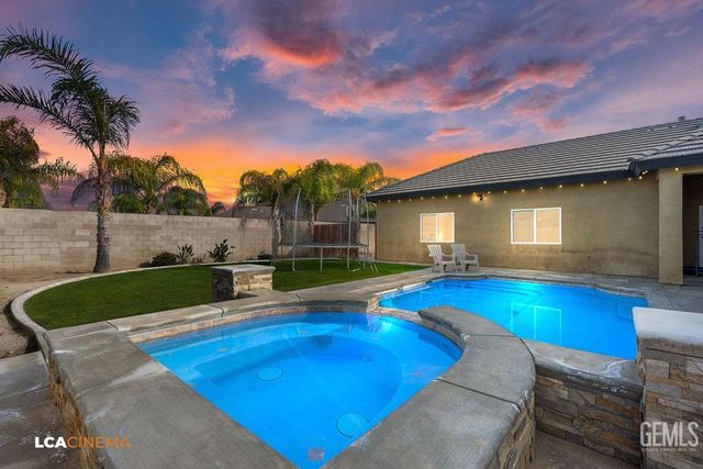 4140 Meadow Lake Drive, Bakersfield, CA 93314